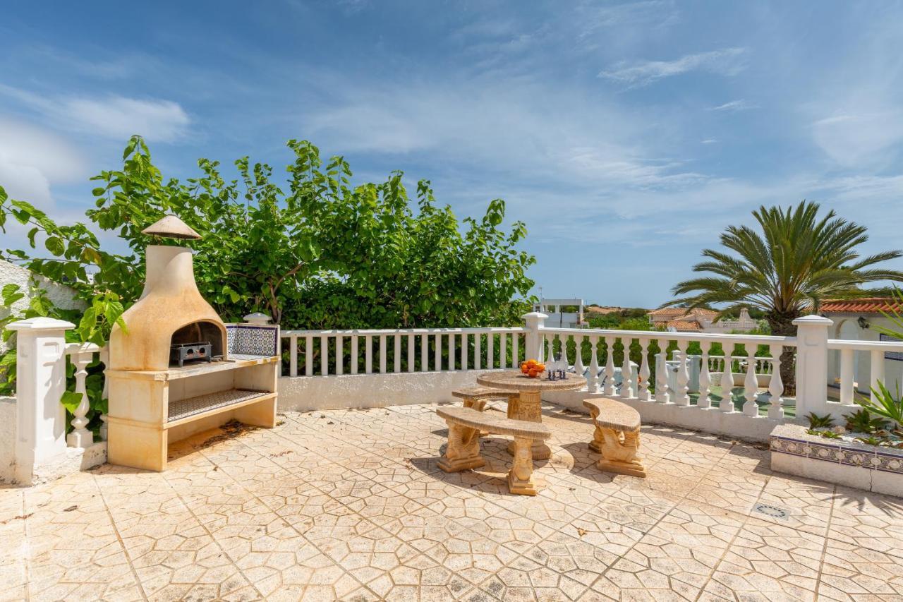 Fidalsa Grand Mediterranean Beachfront Villa Плая Фламенка Екстериор снимка