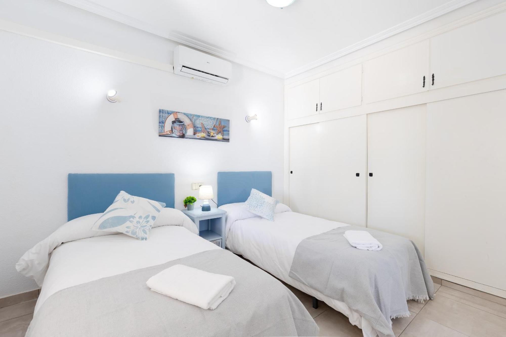 Fidalsa Grand Mediterranean Beachfront Villa Плая Фламенка Екстериор снимка