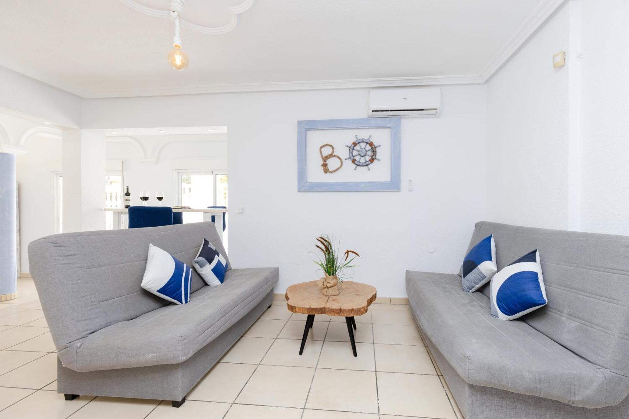 Fidalsa Grand Mediterranean Beachfront Villa Плая Фламенка Екстериор снимка