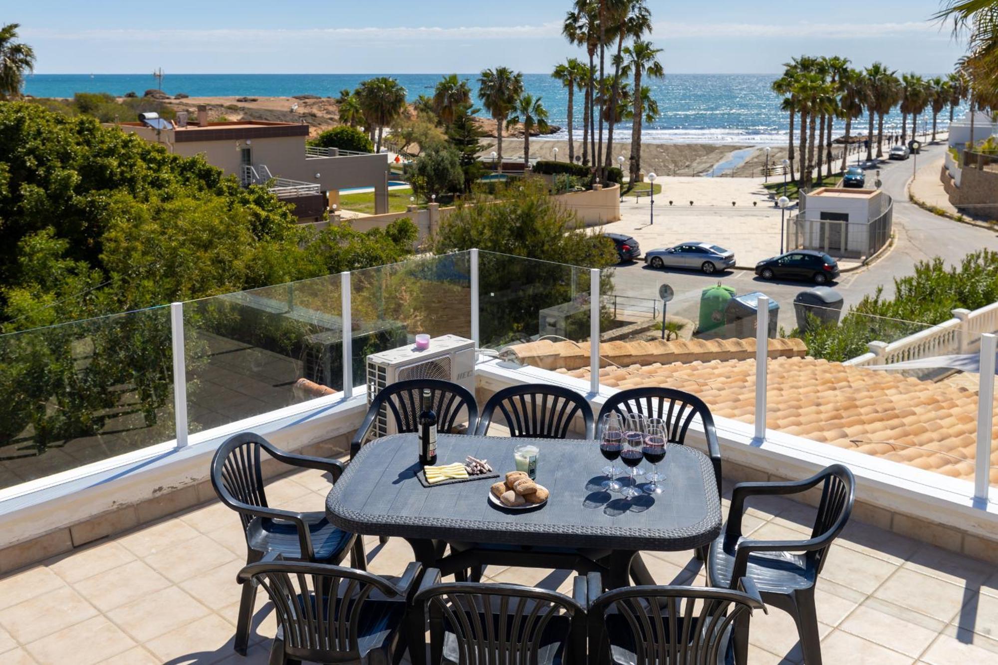 Fidalsa Grand Mediterranean Beachfront Villa Плая Фламенка Екстериор снимка
